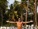 Rahul Khanna, SRK, Akshay: Bollywood stars vacation in style!