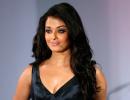 Aishwarya's HOTTEST ramp appearance? VOTE!