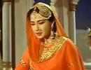 Quiz: Who romanced Meena Kumari in Pakeezah?