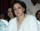 Hema Malini, Sooraj Barjatya attend Ravindra Jain's prayer meet