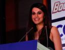 PIX: Taapsee, Kriti Sanon get ready for celebrity cricket