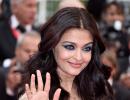 Cannes 2016: Aishwarya looks gorgeous in gold