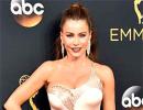 Emmy 2016: Sofia Vergara, Kristen Bell rock the red carpet