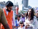 PIX: Abhishek-Aishwarya visit Siddhivinayak temple