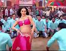 Bollywood's WORST Dance Moves of 2017