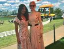 Priyanka, Nicole Kidman's twinning moment!