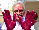 Gulzar celebrates Holi with Raakhee