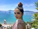 Like Deepika's messy bun look in Cannes? VOTE!