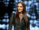 How to SHIMMER like Sonakshi