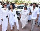 Salman, Kareena condole with Ajay Devgn, Kajol