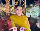 PIX: Like the mehendi designs on Karisma's hands?