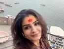 Raveena Visits Kashi On Maha Shivratri