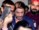 Shah Rukh Parties With Salman