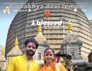 Rakul-Jackky Seek Blessings