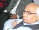 Kulkarni defends Advani on cash-for-vote drama