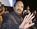 Fraud case: FIR against Amar Singh, Big B named in complaint