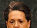 Congress leaders ask Sonia to elect next Maharashtra CM