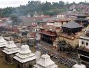 Pashupatinath temple reopens, Maoists block roads