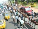 Longest human chain' formed for Telangana