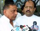 Mulayam accepts Amar Singh's resignation