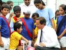 Britain for special ties with India: Cameron