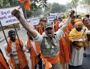 Hindu, Muslim leaders meet for settlement of Ayodhya dispute