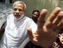 Modi marks I-Day with veiled attack on Rahul