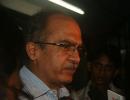 Hazare distances from Prashant Bhushan on Kashmir remark