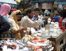 PHOTOS: Srinagar busies itself in Eid shopping