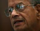 'Metro man' E Sreedharan endorses Modi