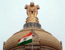 Government extends Parliament session to clear Lokpal Bill