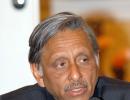 Modi can only sell tea, says Mani Shankar Aiyar; then retracts