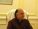 Congress leader Gurudas Kamat quits politics