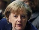 Respect Ukraine's territorial integrity: Merkel tells Putin