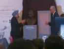 Dr Singh unveils Nehru bust in Singapore