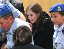 US student Amanda Knox acquitted of murdering British roommate