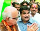 'Small mistakes' embarrassing BJP: Advani