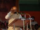 Govt making allies scapegoat of corruption: Advani