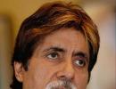 There is no anger, says Bachchan about Gandhis