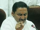 No Telangana, but Cong may soon replace Andhra CM