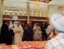 Dr Singh meets Sikhs in Teheran, wife visits gurdwara