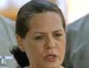 Won't let Delhi rape victim's death go in vain: Sonia