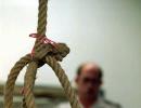 Pakistan executes 4 more terrorists on death-row