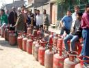 Kashmir's LPG supply crisis worsens as winter sets in