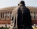 FDI issue again derails Parliament work