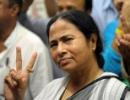 UPA government is LOOTING and LYING: Mamata