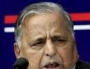 Behave or face my wrath, Mulayam tells Samajwadis