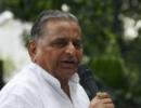 Don't hold talks with 'betrayer' China: Mulayam