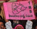 KCR keeps all guessing on merger, Congress woos TRS MLAs