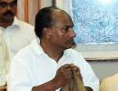 Antony meets PM, defends statement on LoC